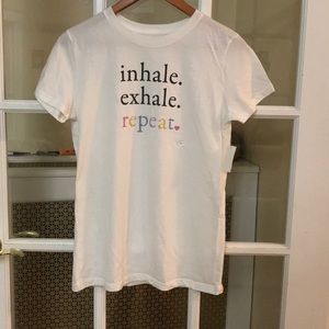 Aeropostale white large short sleeve t-shirt